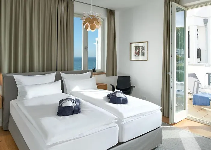 Cosy With Balcony Ferienhaus Sellin (Rugen)