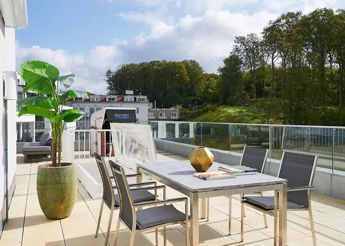 Ferienhaus Cosy With Balcony Sellin (Rugen)